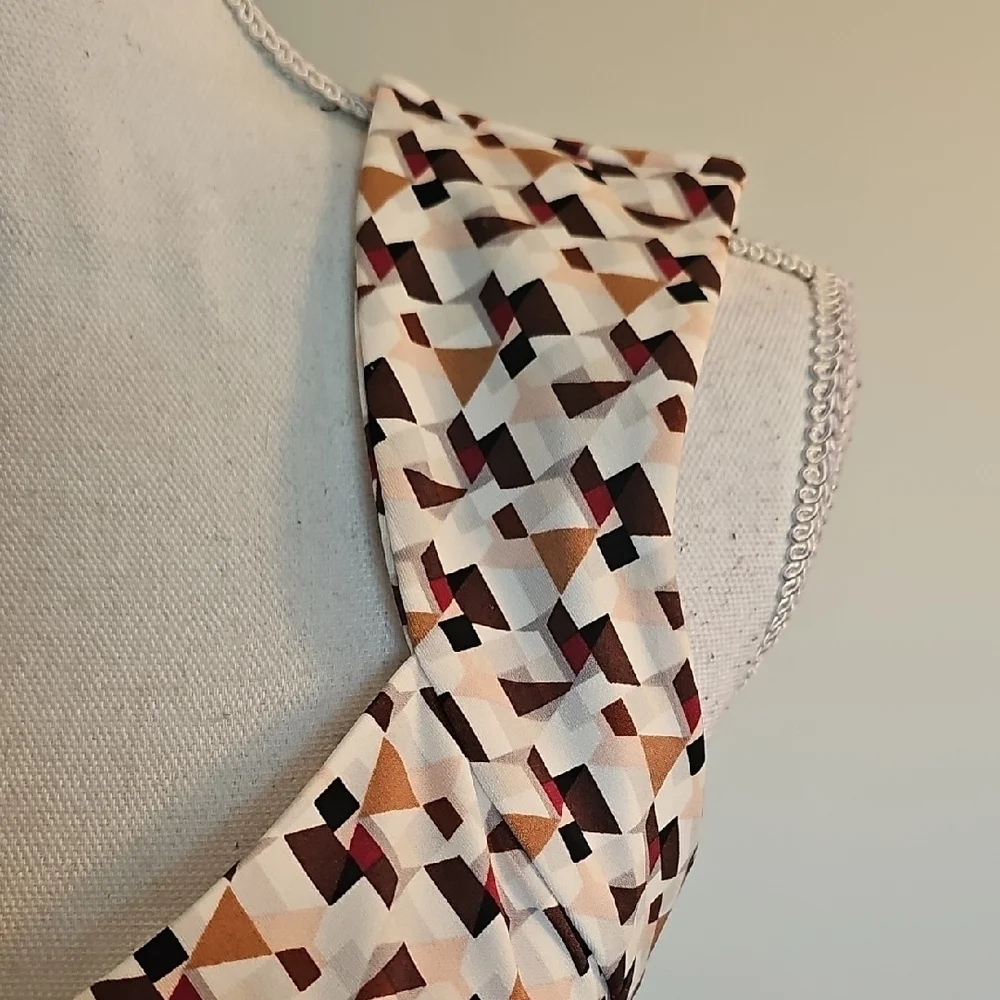 White House Black Market Multicolor Geometric Tank Top - Picture 3 of 7
